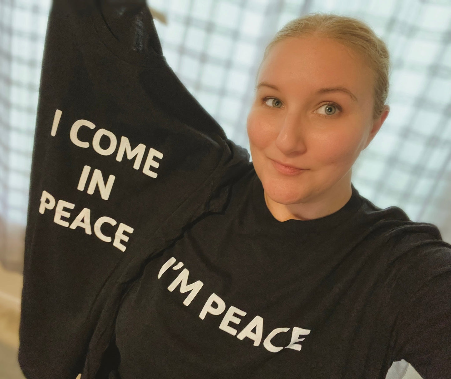 Couples - I Come In Peace Unisex T-Shirt - Not Your Mama's Fave